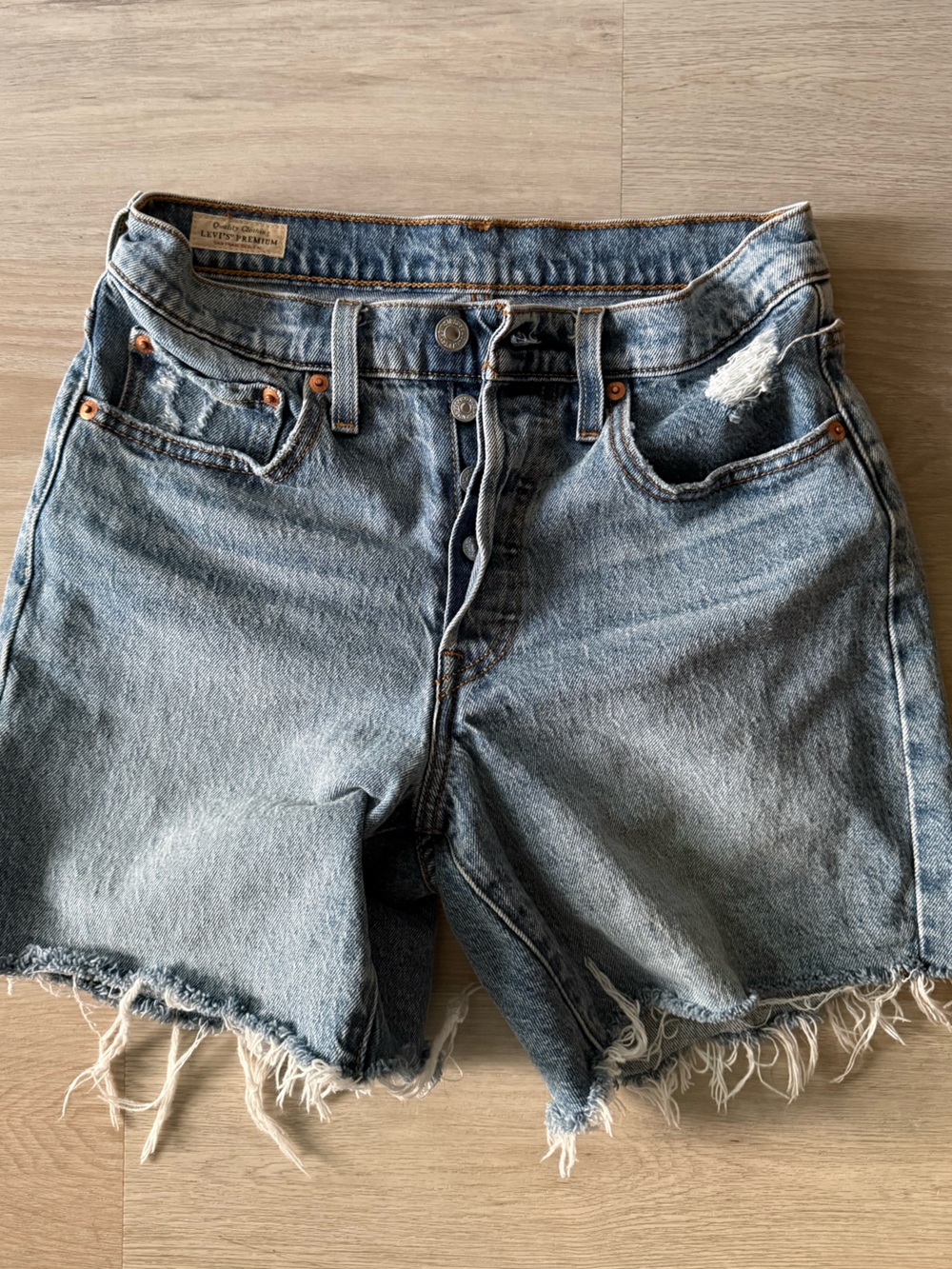 Levis 501 Jorts Size 26 Brand new